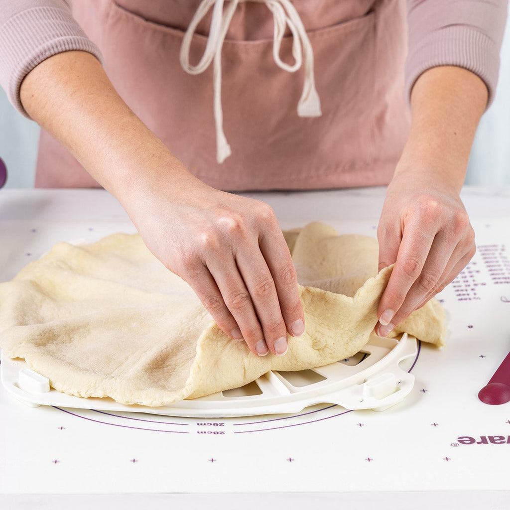 Tupperware? Pastry Sheet | Non-Slip Mat With Measuring Guides