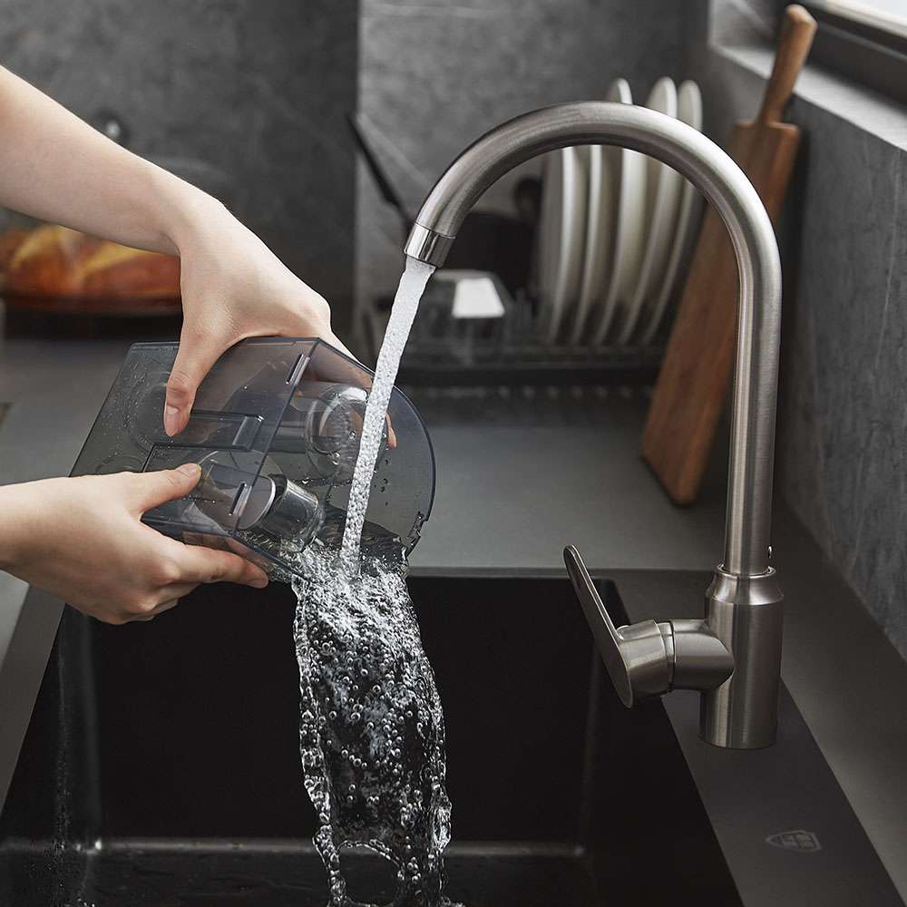 Eureka SpotClean NEY100 – Stains Gone in a Snap.