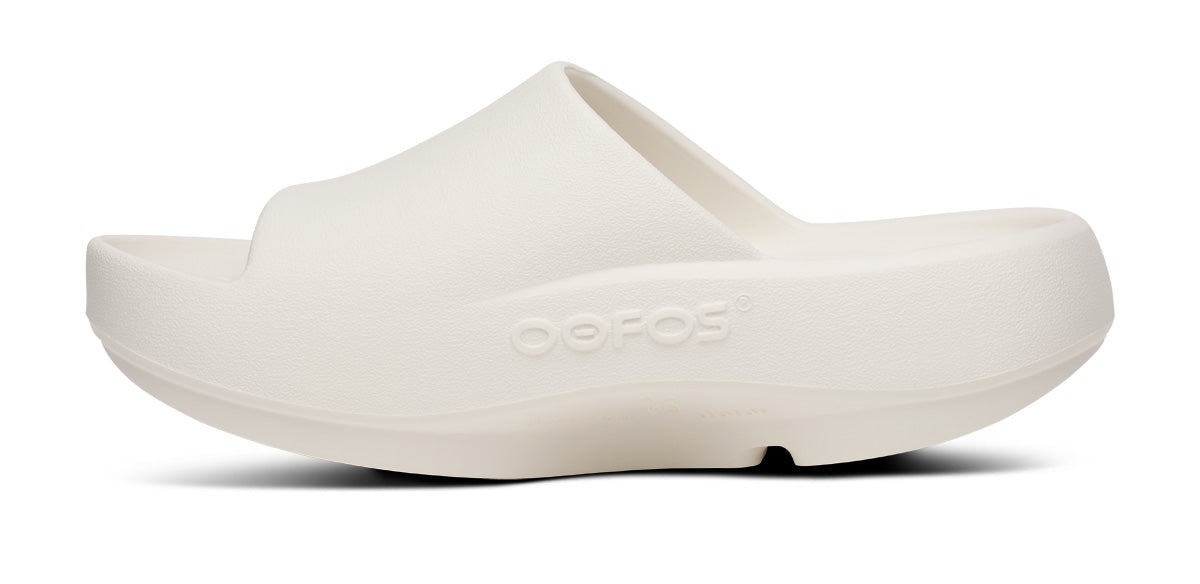 Women’s OOahh PLUS Slide Sandal – Chalk