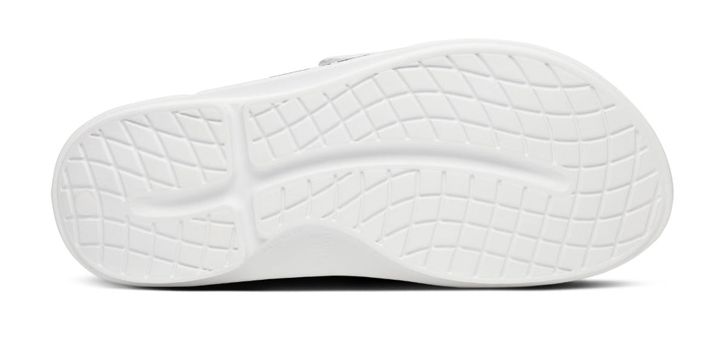 BAUER/OOFOS Women’s OOahh Sport Flex Sandal ?C White