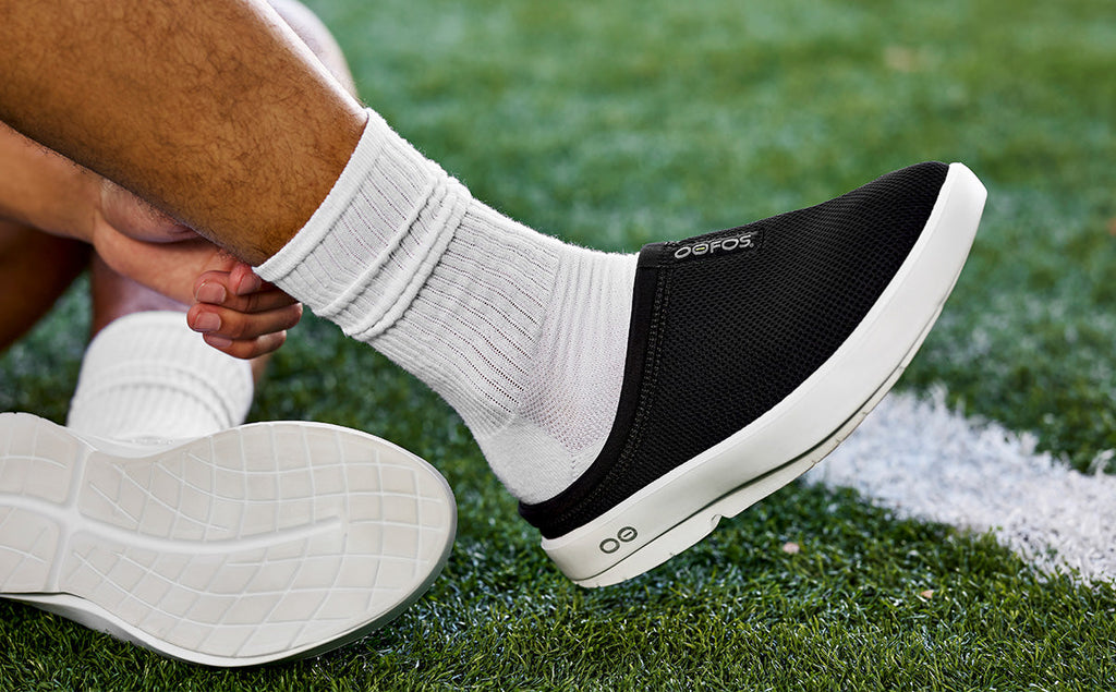 Men’s OOcoozie Sport Mule – White Black (SALE)