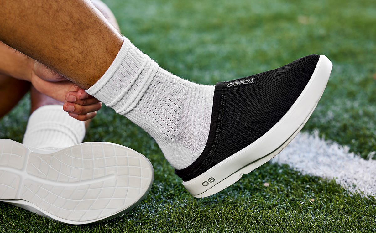 Men’s OOcoozie Sport Mule – White Black (SALE)