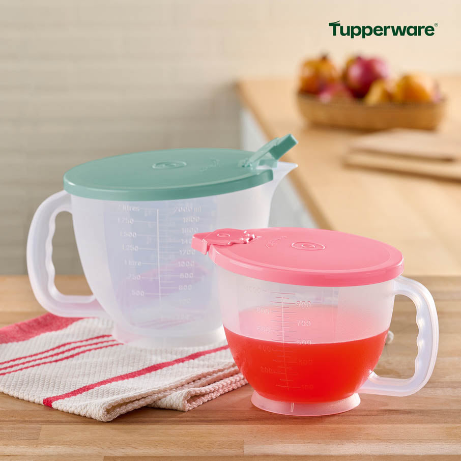 Vintage Mix-N-Stor? Pitcher Set