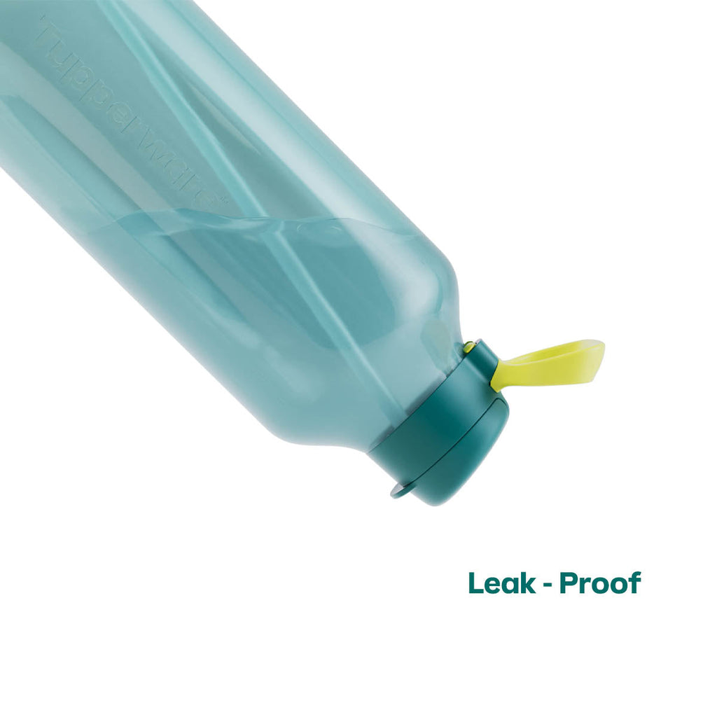 Tupperware? AquaVibe? Water Bottle | 67 oz. / 2 L (Green)