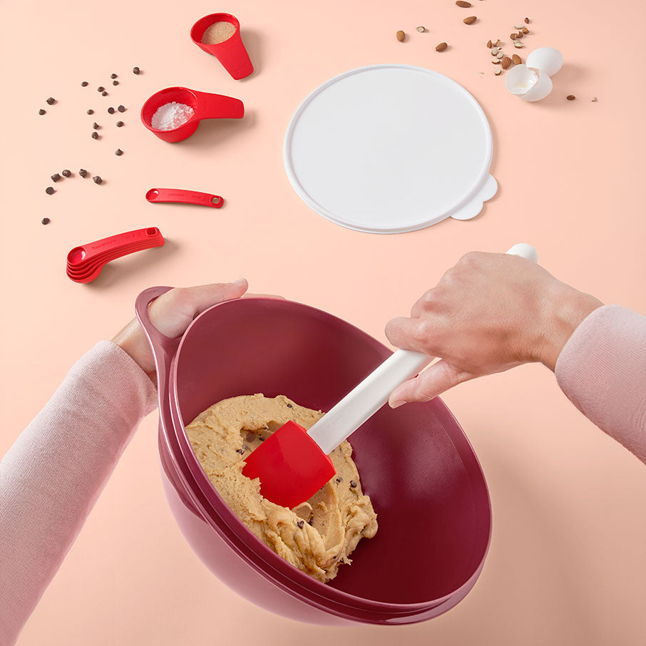 Tupperware Thatsa? Medium Bowl | Airtight. Leakproof. 19-cups/4.5 L